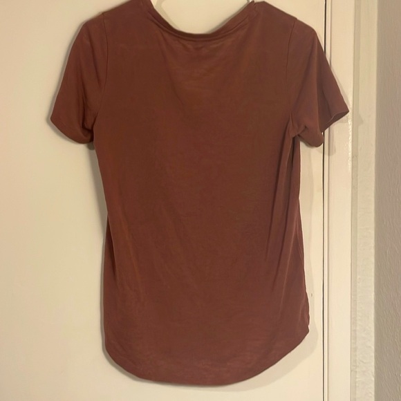 Athleta Short Sleeve V-Neck Tee - Picture 2 of 3